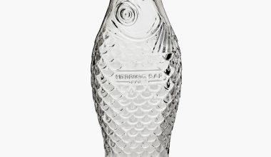 Fish & Fish Carafe in Transparent