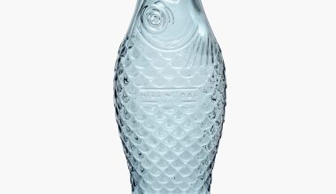 Fish & Fish Carafe in Blue