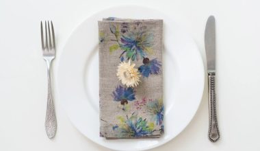 Set of 2 Flowers on Natural Linen Napkins, from Linen Tales