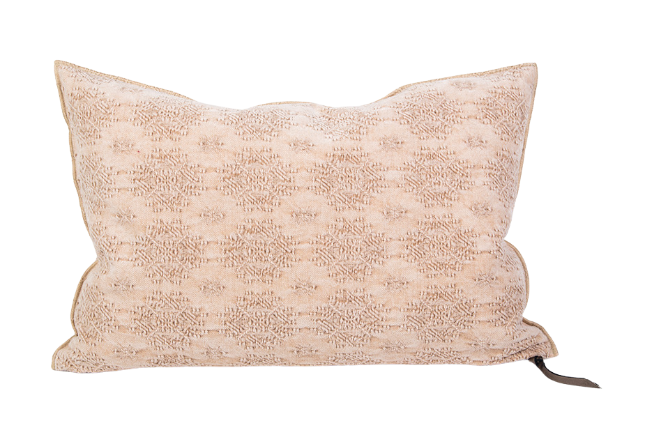 Kilim Jacquard Pillow 16x24 in Biche, from Maison De Vacances