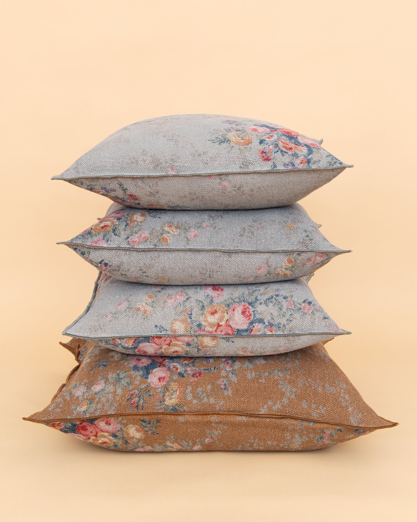 Wabi Sabi Linen Pompadour Nuage 20x20, from Masion de Vacances - Image 2