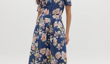 Sabi Linen Pants in Blue Poppy Print, from Lanhtropy