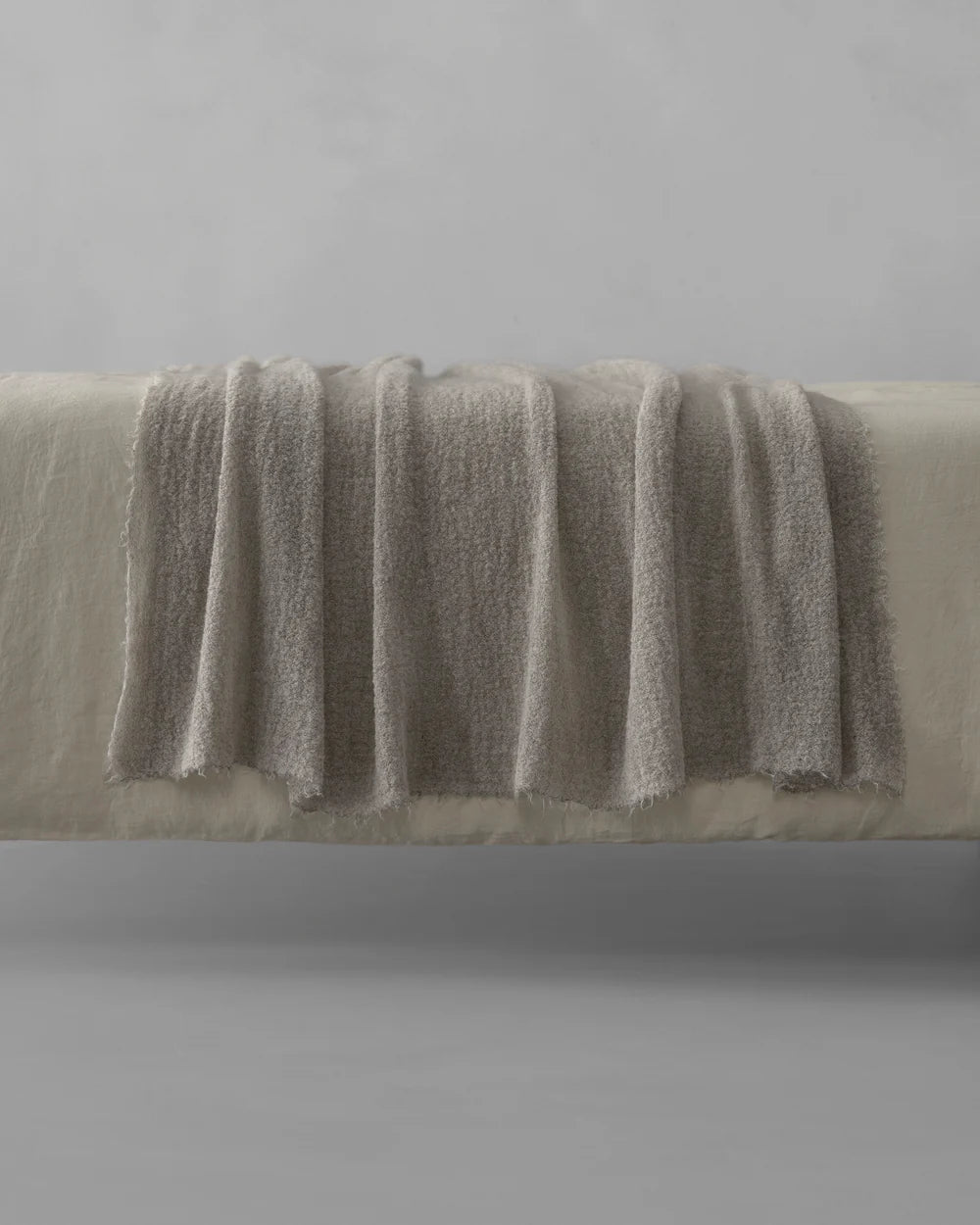 Ted Throw in Mastice, Limonta Society - Image 2