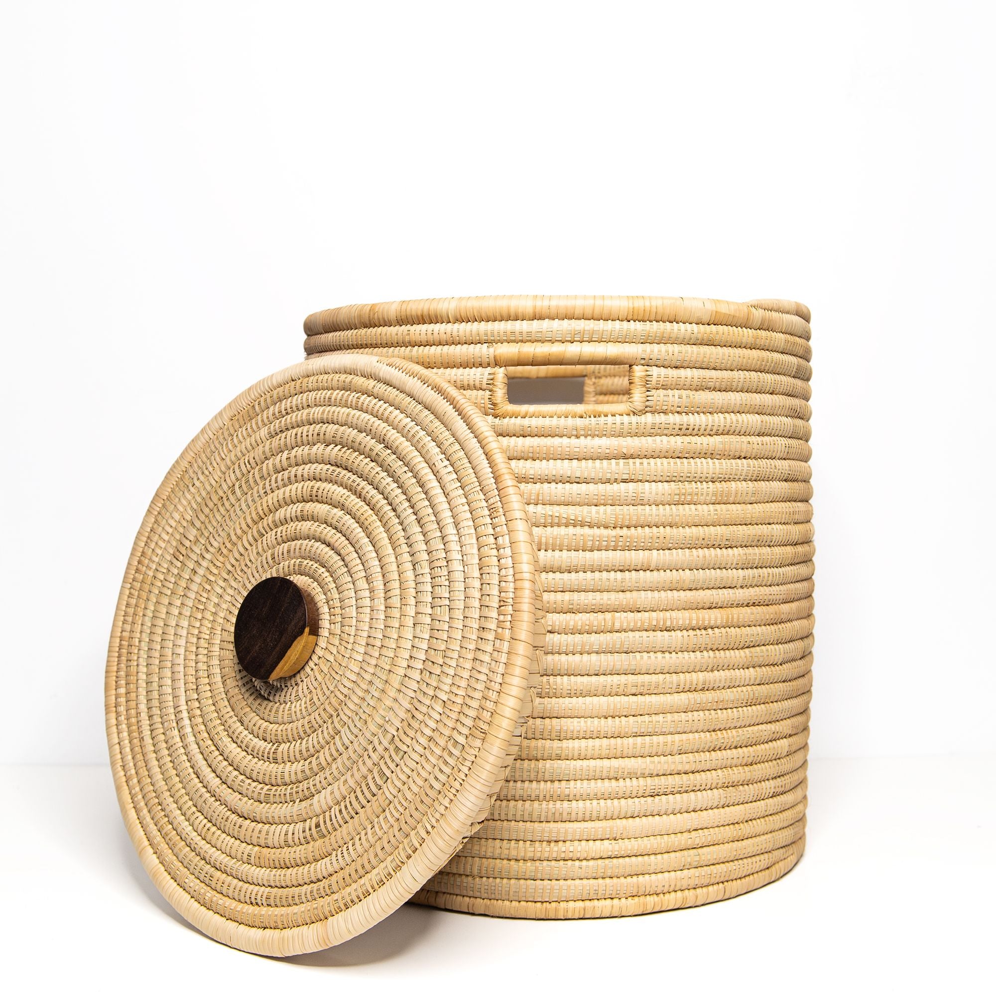 Medium Malawi Basket with Natural Wooden Handle - Image 2