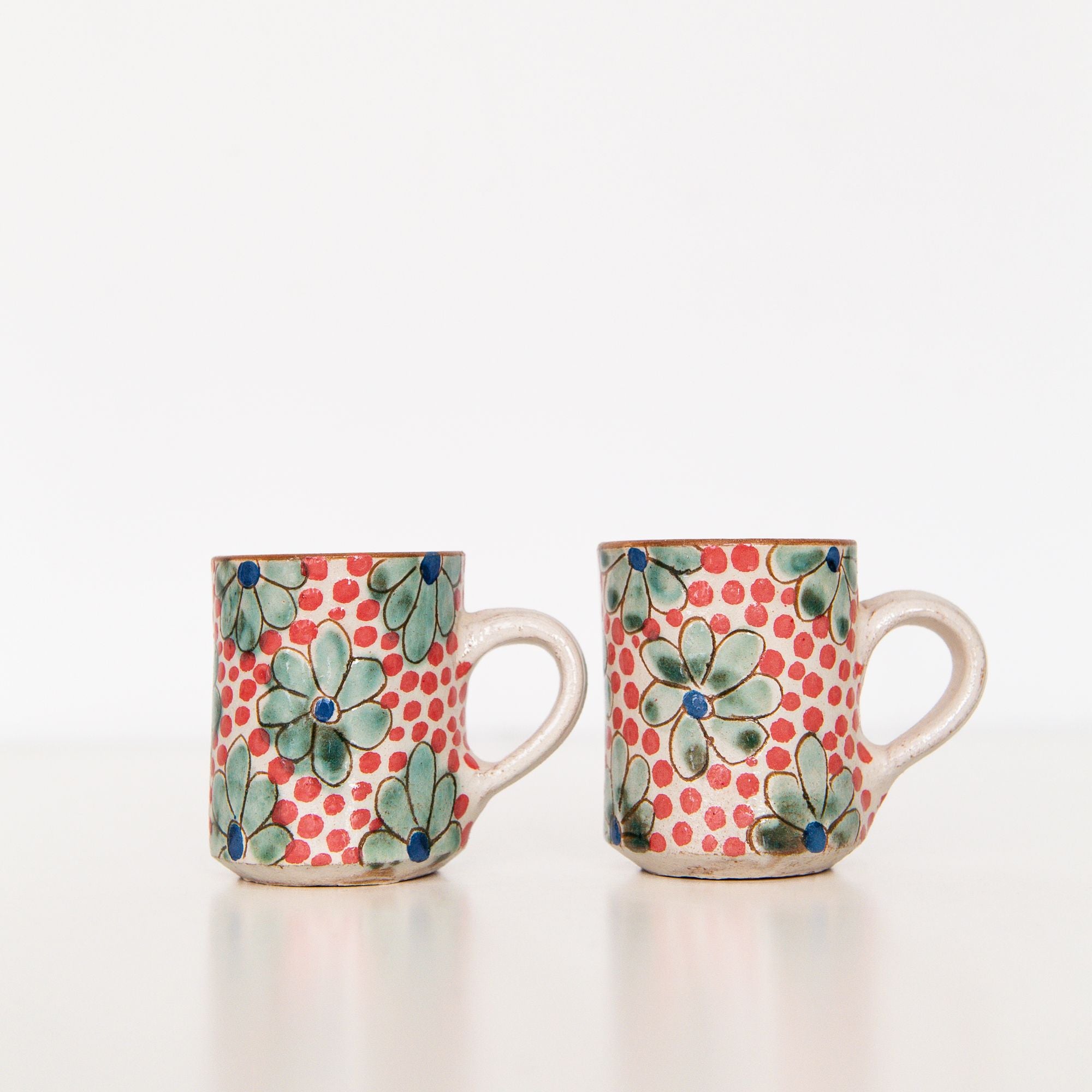 Daisy Fields Ceramic Espresso Mug in Red, from Kiliim - Image 2