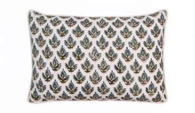 Iris Pillow in Newport