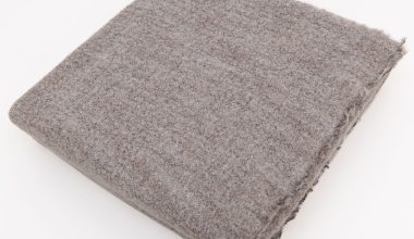 Ted Throw in Mastice, Limonta Society